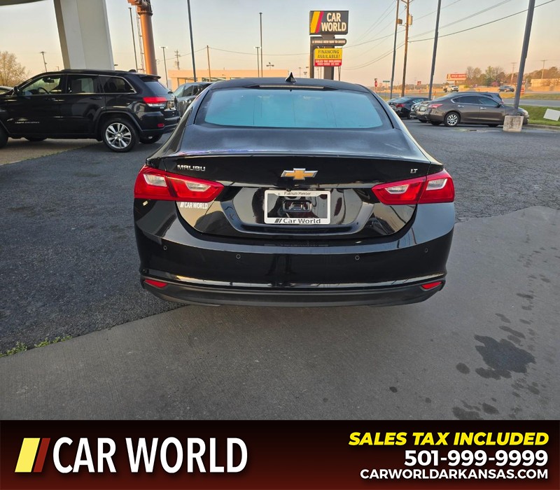 Chevrolet Malibu Vehicle Full-screen Gallery Image 5