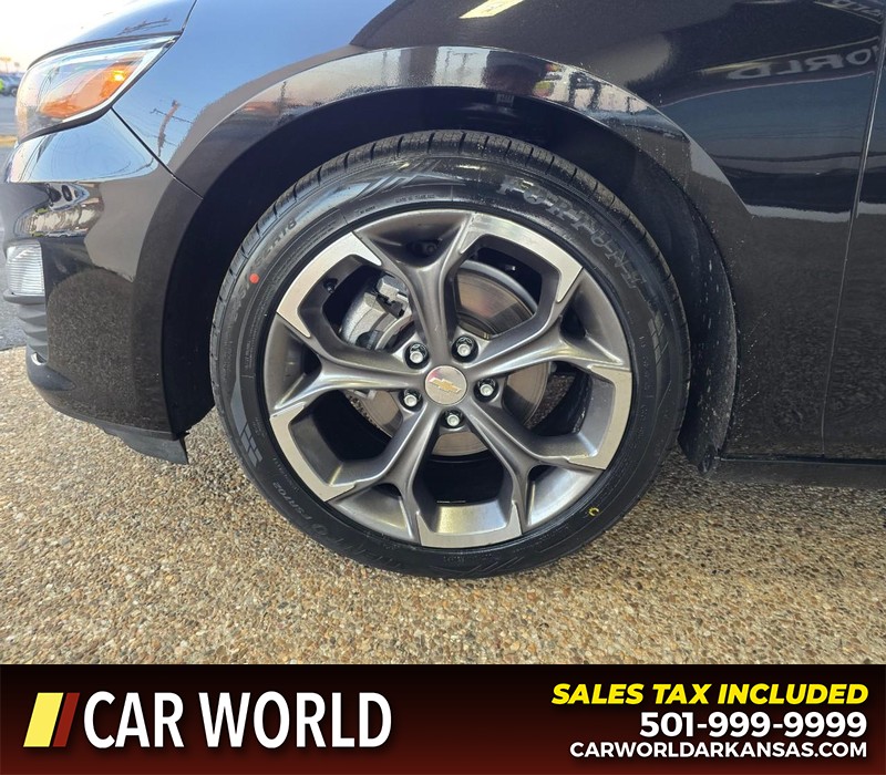 Chevrolet Malibu Vehicle Full-screen Gallery Image 6