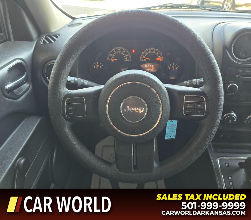 Jeep Patriot Vehicle Full-screen Gallery Image 15