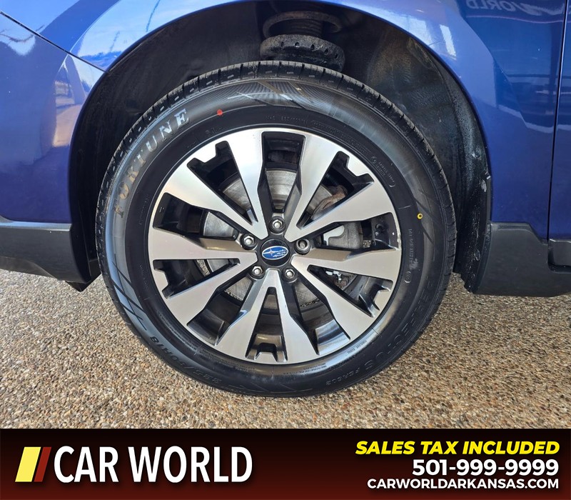 Subaru Outback Vehicle Full-screen Gallery Image 5