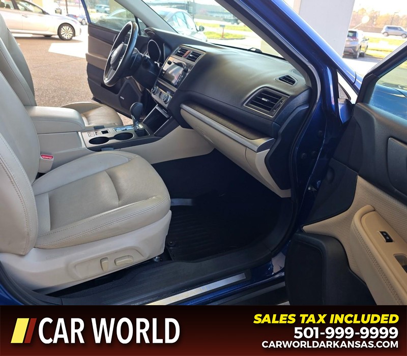 Subaru Outback Vehicle Full-screen Gallery Image 10