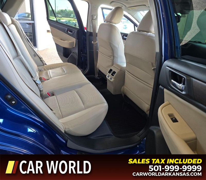 Subaru Outback Vehicle Full-screen Gallery Image 11