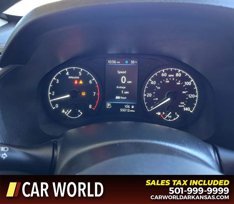 Nissan Altima Vehicle Full-screen Gallery Image 17