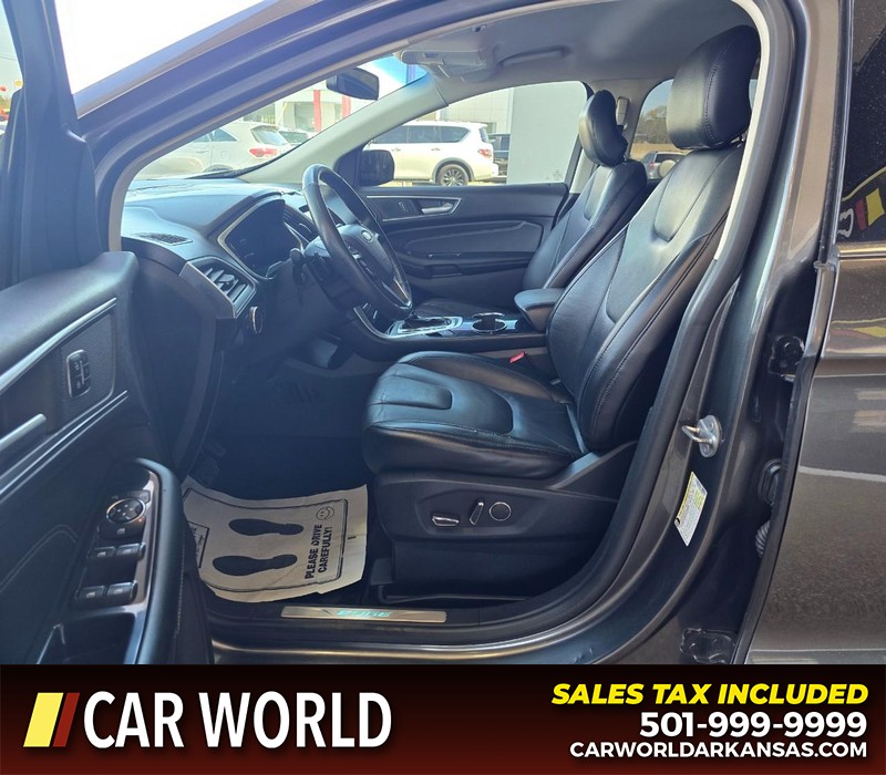 Ford Edge Vehicle Full-screen Gallery Image 8