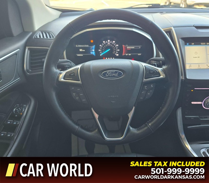 Ford Edge Vehicle Full-screen Gallery Image 16