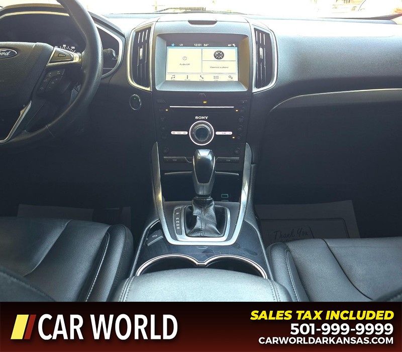 Ford Edge Vehicle Full-screen Gallery Image 19