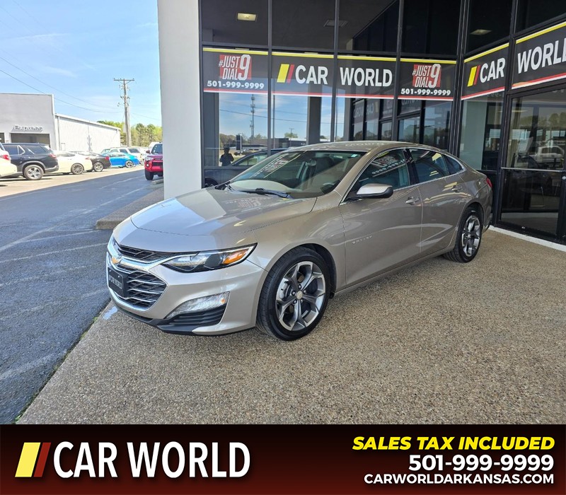 Chevrolet Malibu Vehicle Full-screen Gallery Image 3