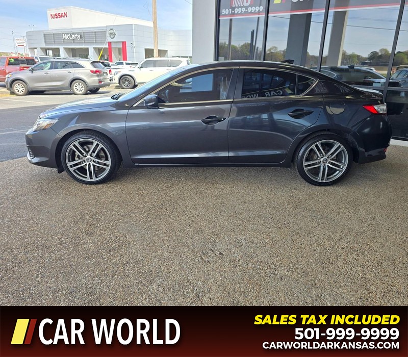 Acura ILX Vehicle Full-screen Gallery Image 4