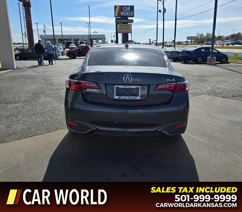 Acura ILX Vehicle Full-screen Gallery Image 5