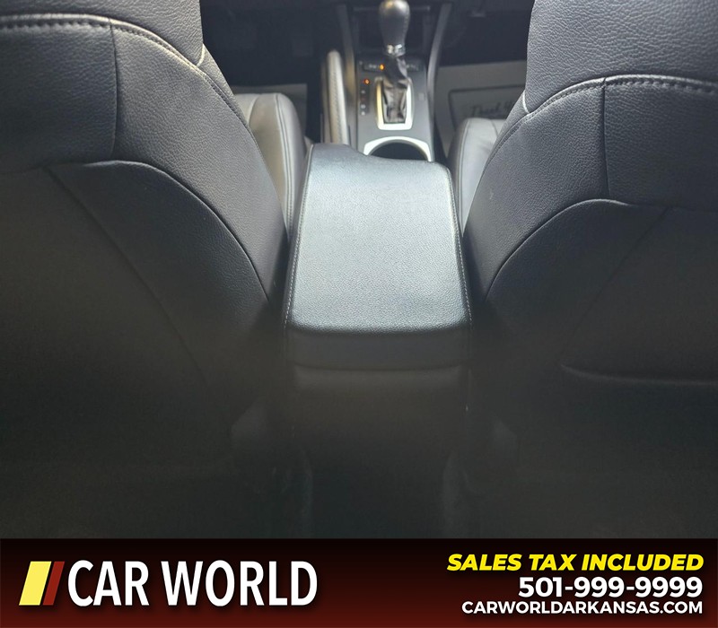 Acura ILX Vehicle Full-screen Gallery Image 19