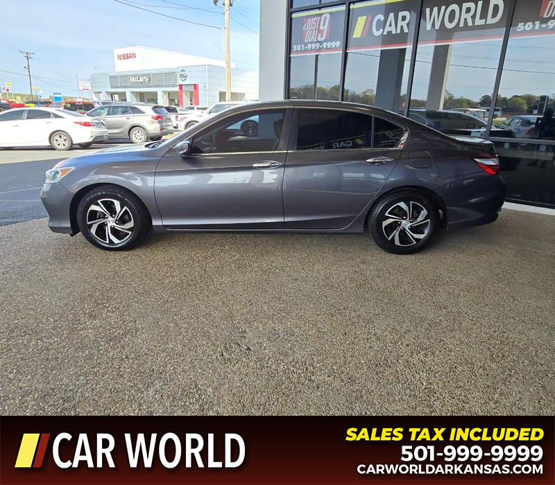 Honda Accord Sedan Vehicle Full-screen Gallery Image 4