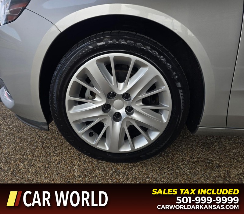 Chevrolet Impala Vehicle Full-screen Gallery Image 6