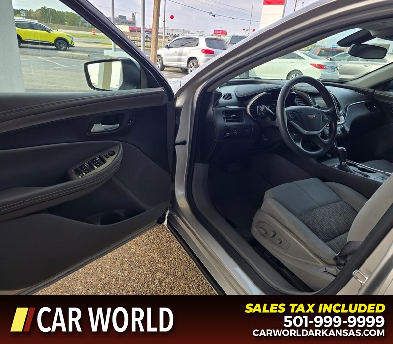 Chevrolet Impala Vehicle Full-screen Gallery Image 7