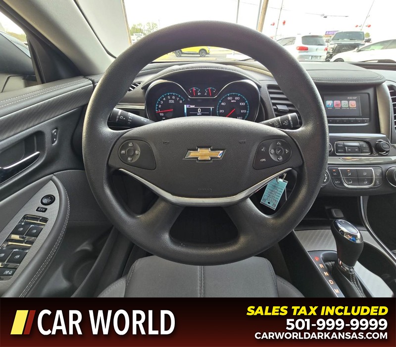 Chevrolet Impala Vehicle Full-screen Gallery Image 15