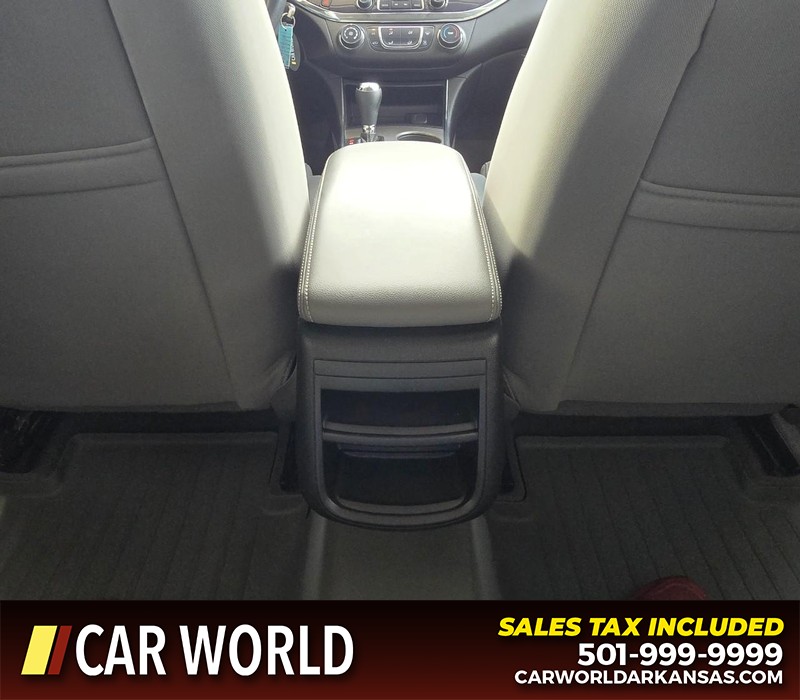 Chevrolet Impala Vehicle Full-screen Gallery Image 19