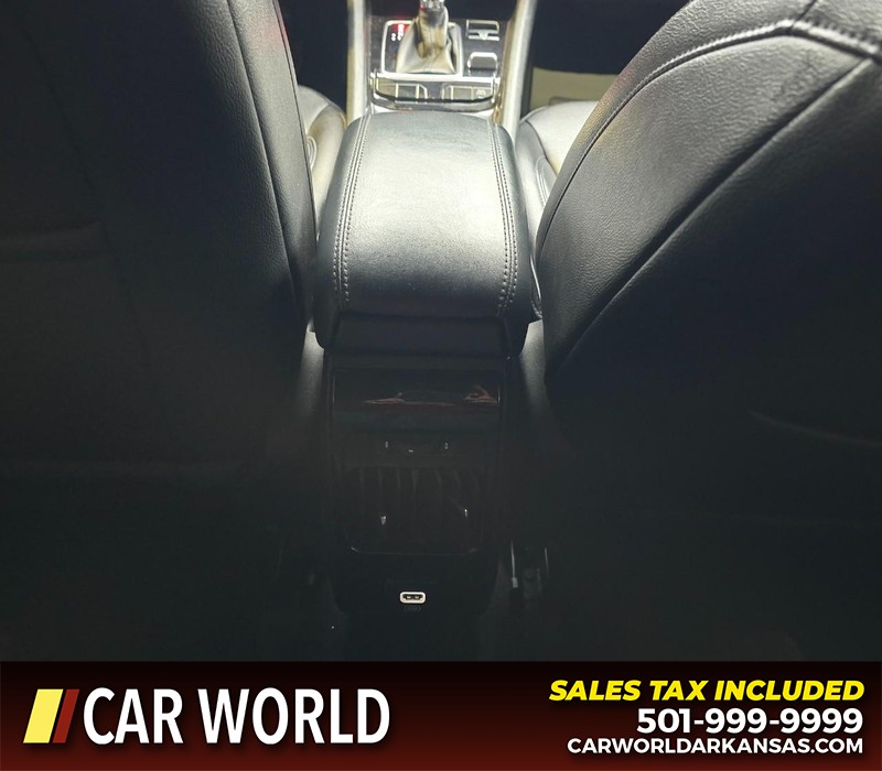 Jeep Compass Vehicle Full-screen Gallery Image 19