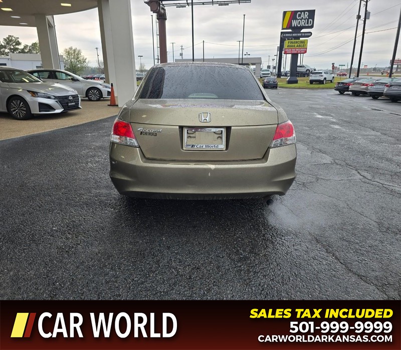 Honda Accord Sedan Vehicle Full-screen Gallery Image 5