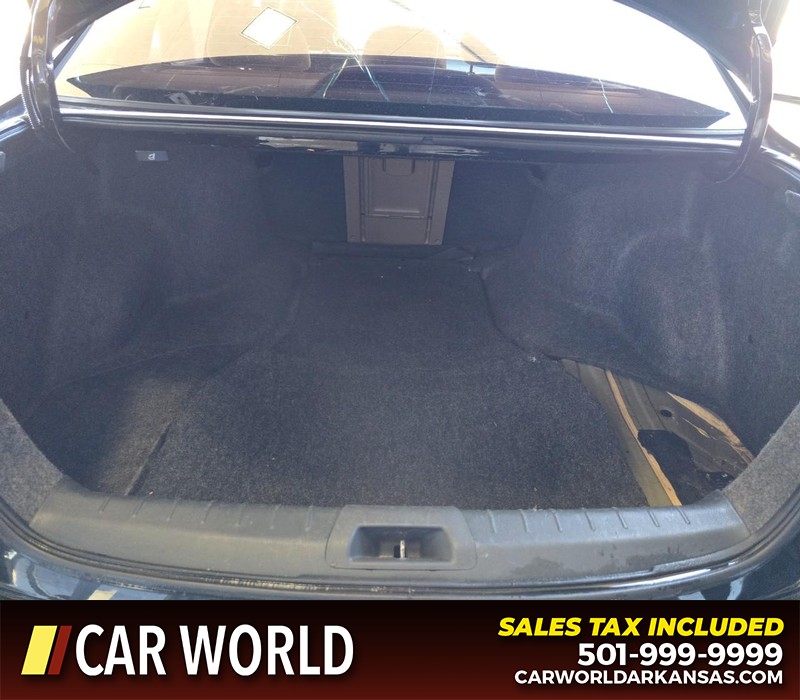 Honda Accord Sedan Vehicle Full-screen Gallery Image 13