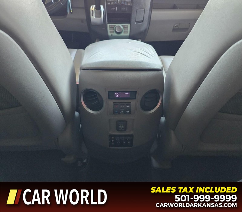 Honda Pilot Vehicle Full-screen Gallery Image 23