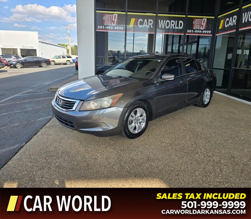 Honda Accord Sedan Vehicle Full-screen Gallery Image 3