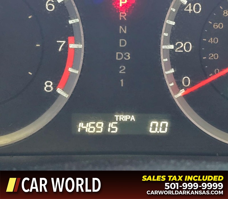 Honda Accord Sedan Vehicle Full-screen Gallery Image 15