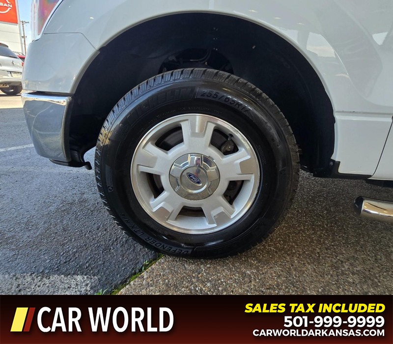 Ford F-150 Vehicle Full-screen Gallery Image 6