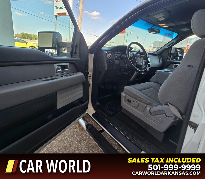 Ford F-150 Vehicle Full-screen Gallery Image 7