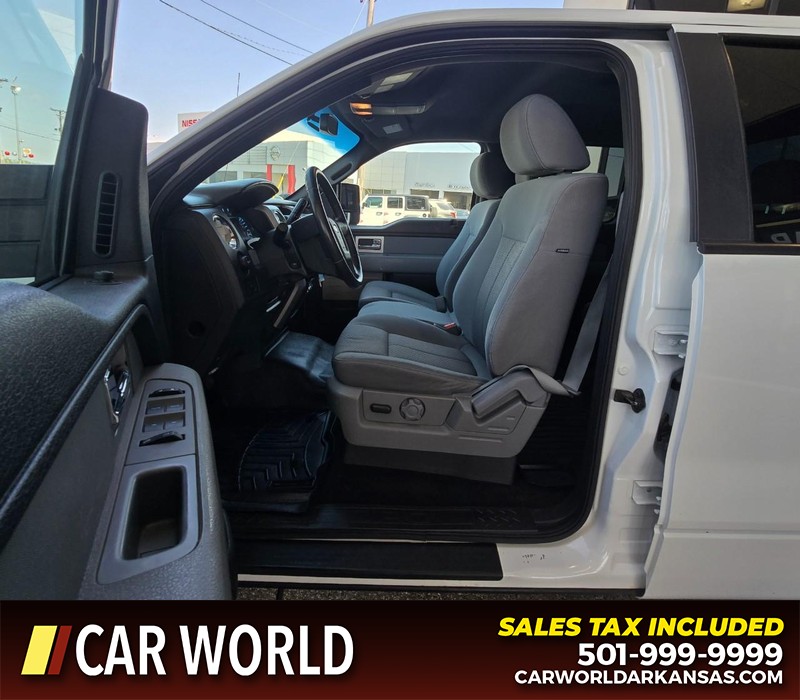 Ford F-150 Vehicle Full-screen Gallery Image 9