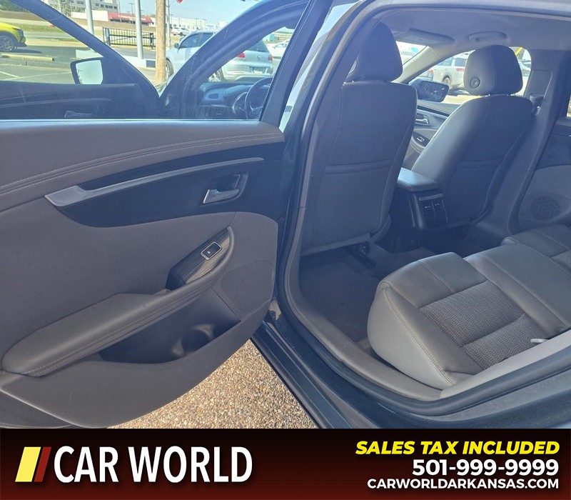 Chevrolet Impala Vehicle Full-screen Gallery Image 9