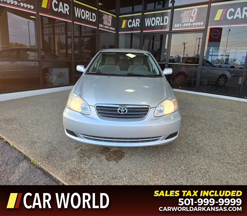 Toyota Corolla Vehicle Full-screen Gallery Image 2