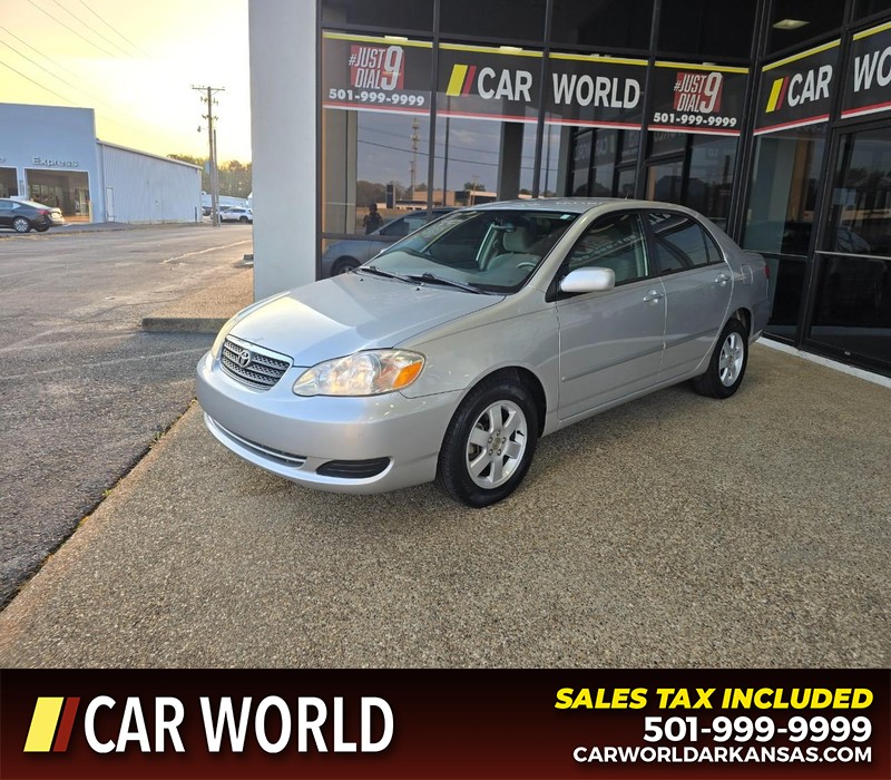 Toyota Corolla Vehicle Full-screen Gallery Image 3