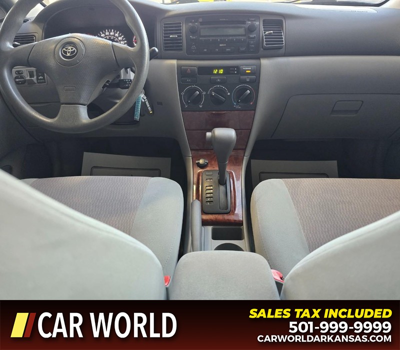 Toyota Corolla Vehicle Full-screen Gallery Image 18