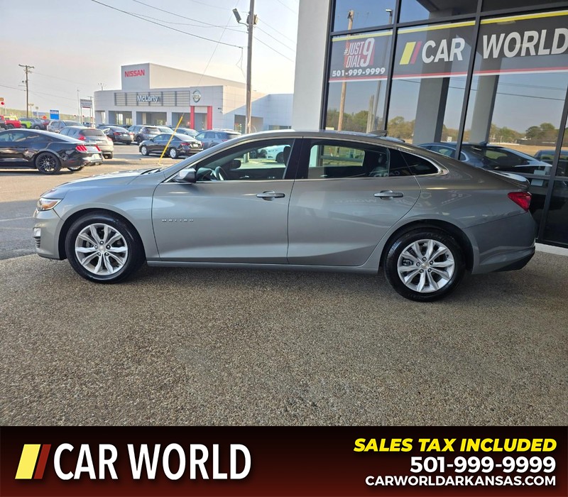 Chevrolet Malibu Vehicle Full-screen Gallery Image 4