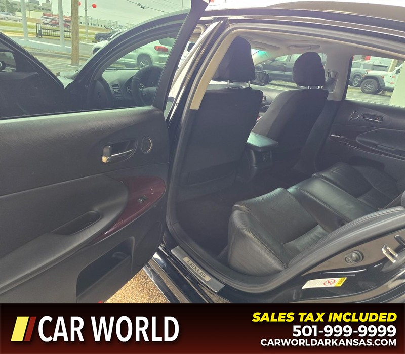 Lexus GS 350 Vehicle Full-screen Gallery Image 10