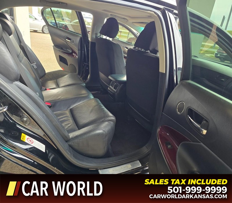 Lexus GS 350 Vehicle Full-screen Gallery Image 14