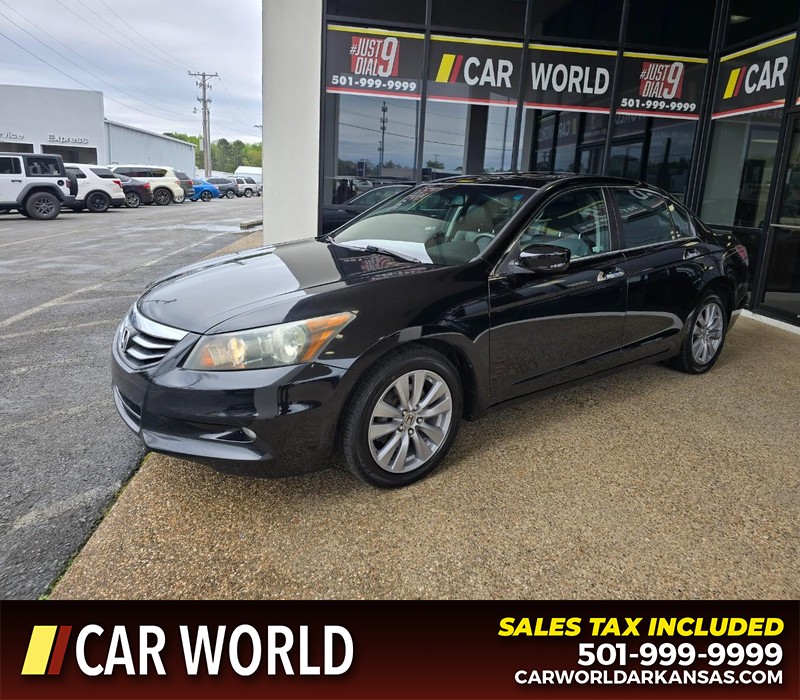 Honda Accord Sedan Vehicle Full-screen Gallery Image 3