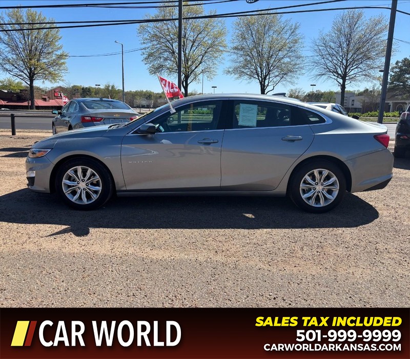 Chevrolet Malibu Vehicle Full-screen Gallery Image 8