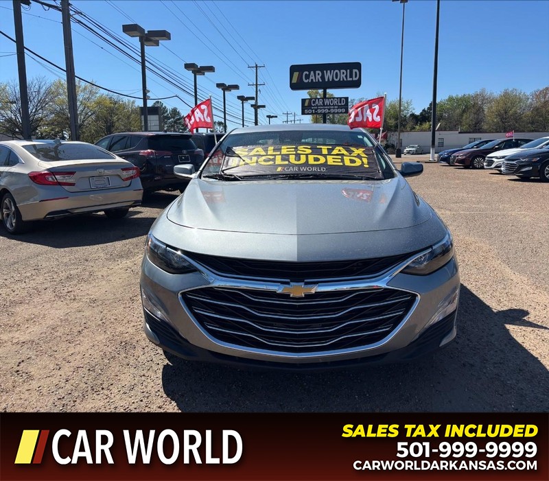 Chevrolet Malibu Vehicle Full-screen Gallery Image 10