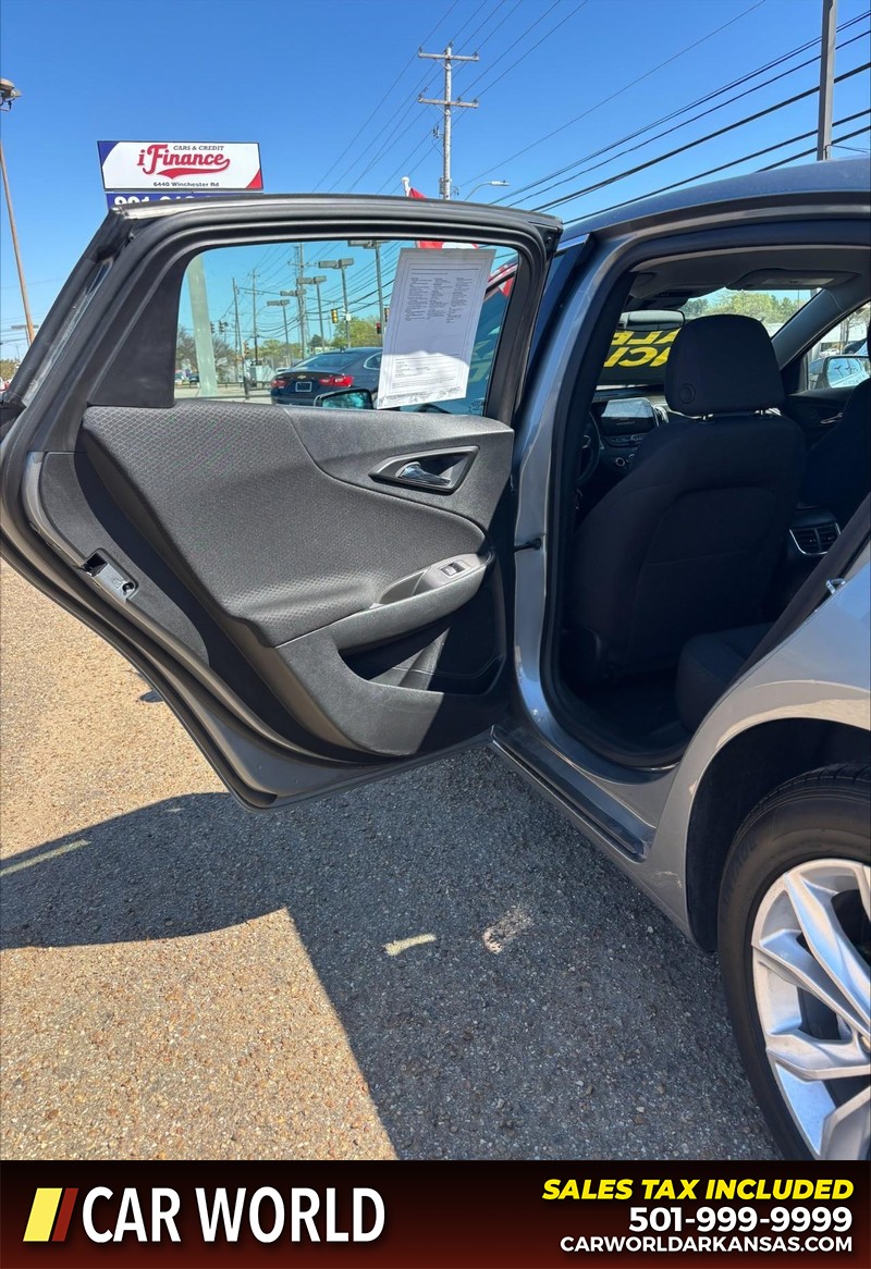 Chevrolet Malibu Vehicle Full-screen Gallery Image 13