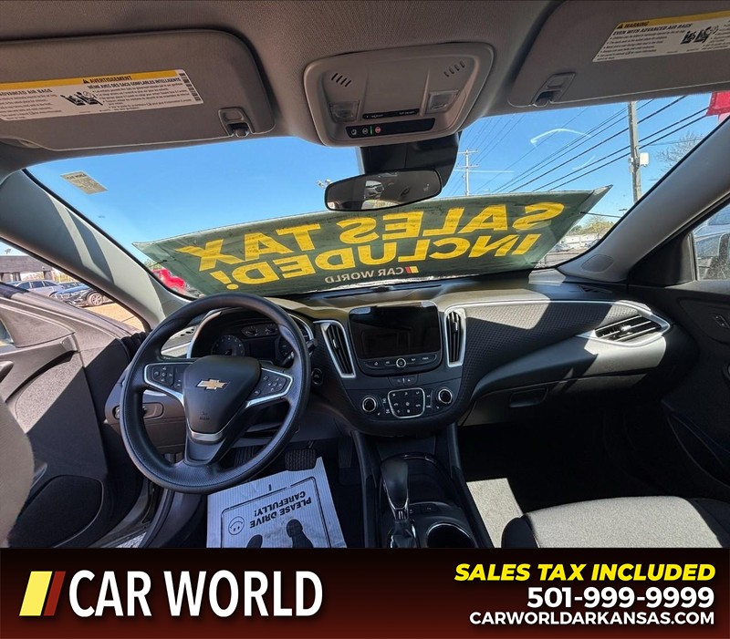 Chevrolet Malibu Vehicle Full-screen Gallery Image 16