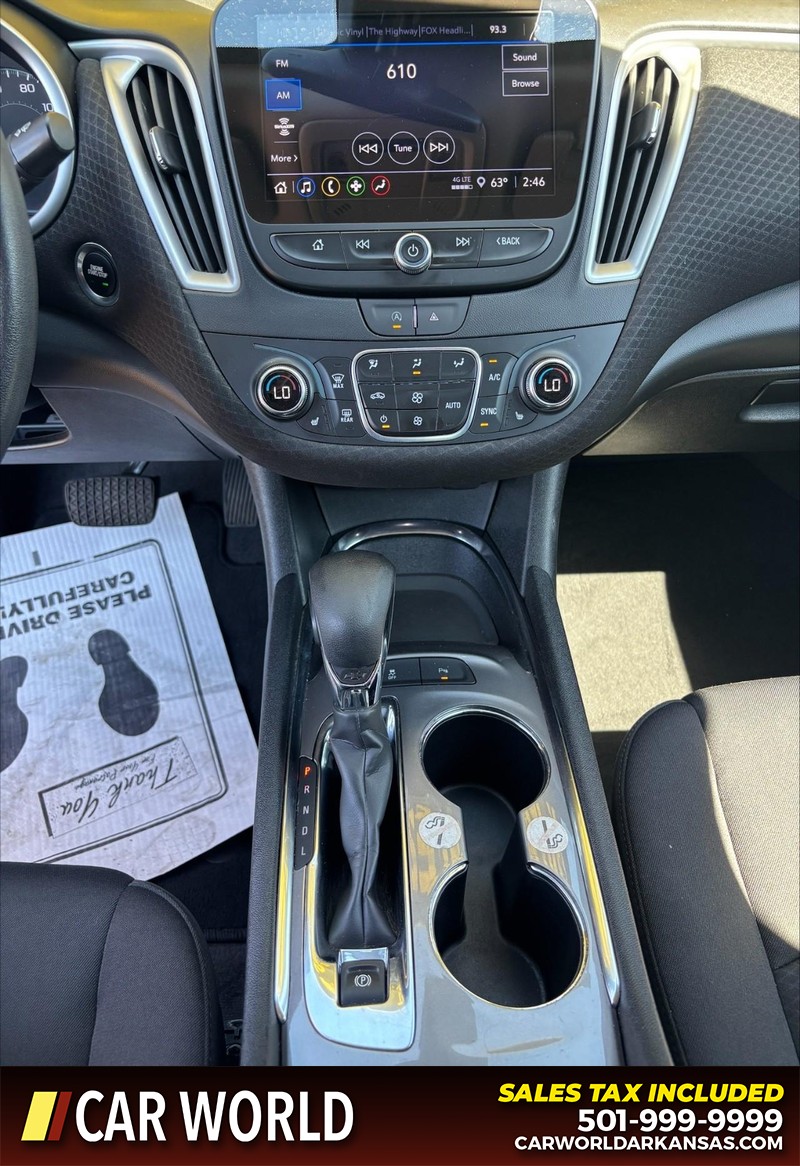 Chevrolet Malibu Vehicle Full-screen Gallery Image 17