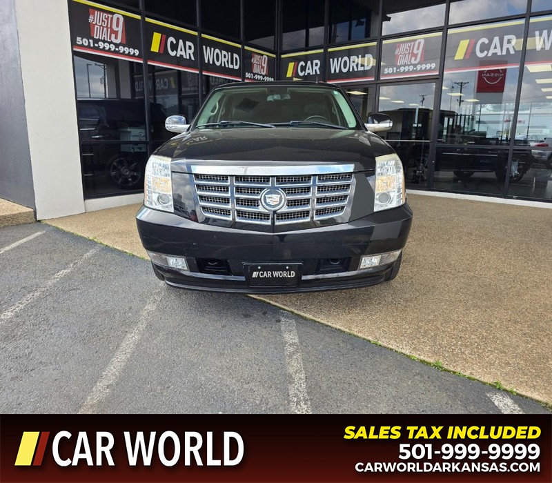 Cadillac Escalade Vehicle Full-screen Gallery Image 2