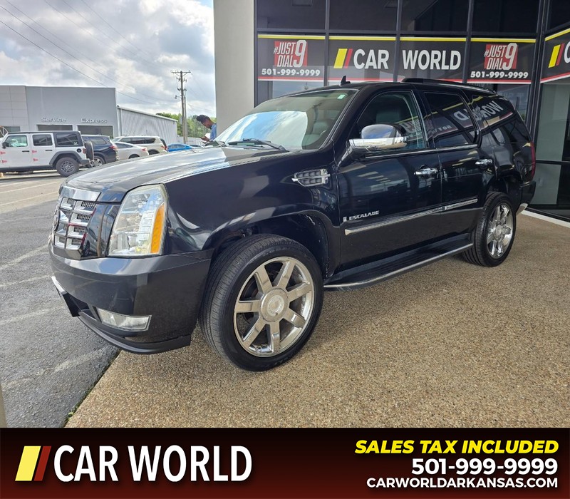 Cadillac Escalade Vehicle Full-screen Gallery Image 3