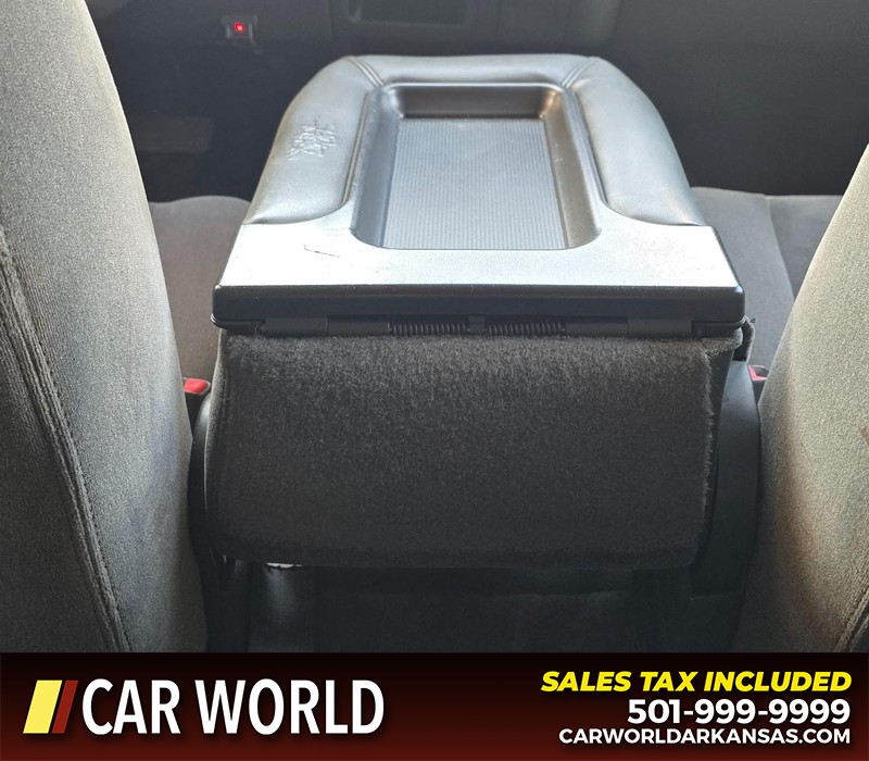 Chevrolet Silverado 1500 Classic Vehicle Full-screen Gallery Image 20