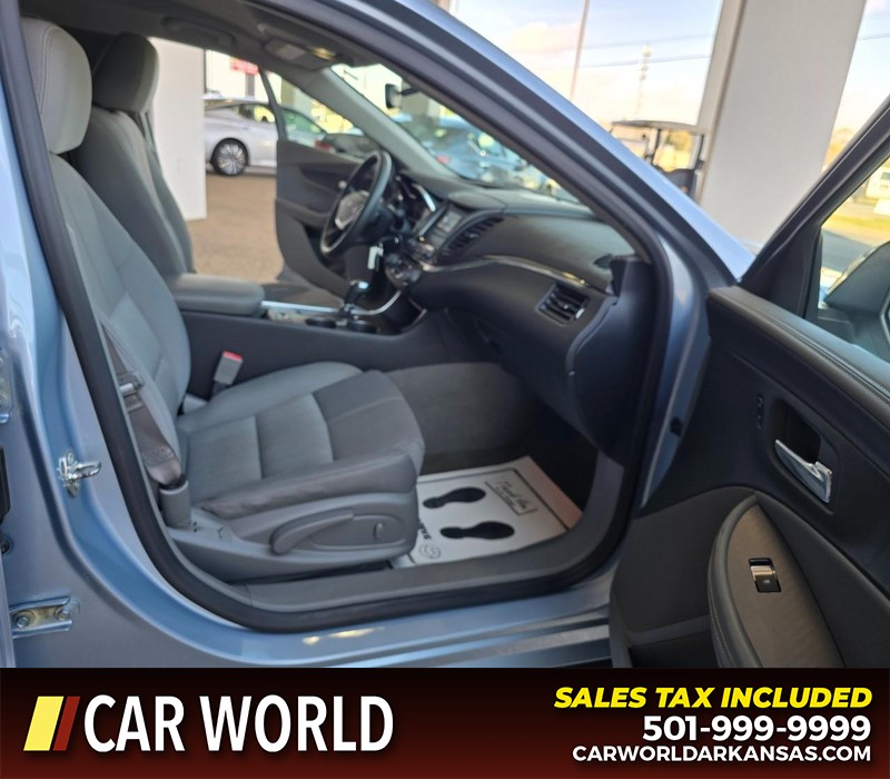 Chevrolet Impala Vehicle Full-screen Gallery Image 11