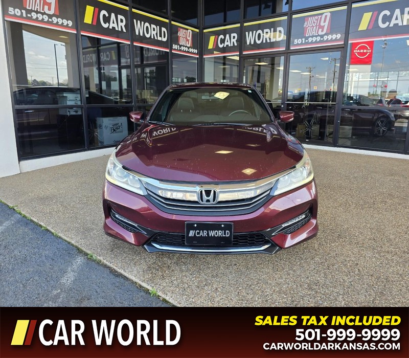 Honda Accord Sedan Vehicle Full-screen Gallery Image 2