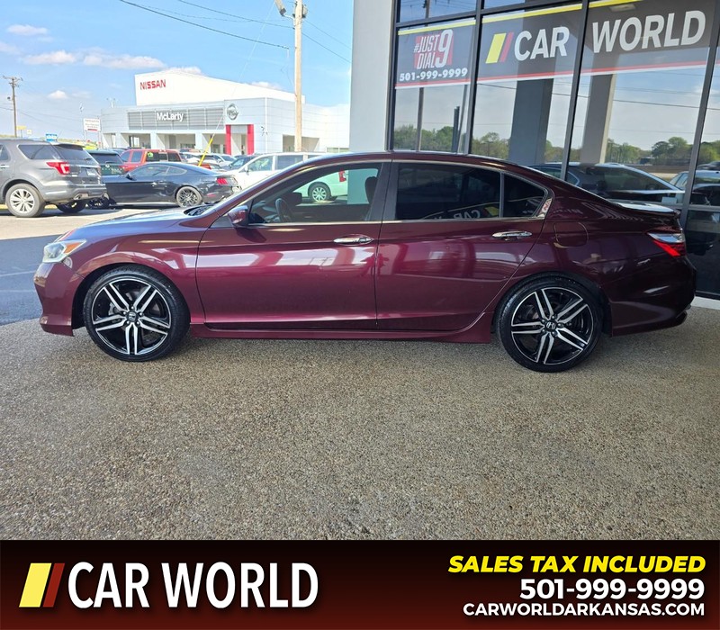 Honda Accord Sedan Vehicle Full-screen Gallery Image 4