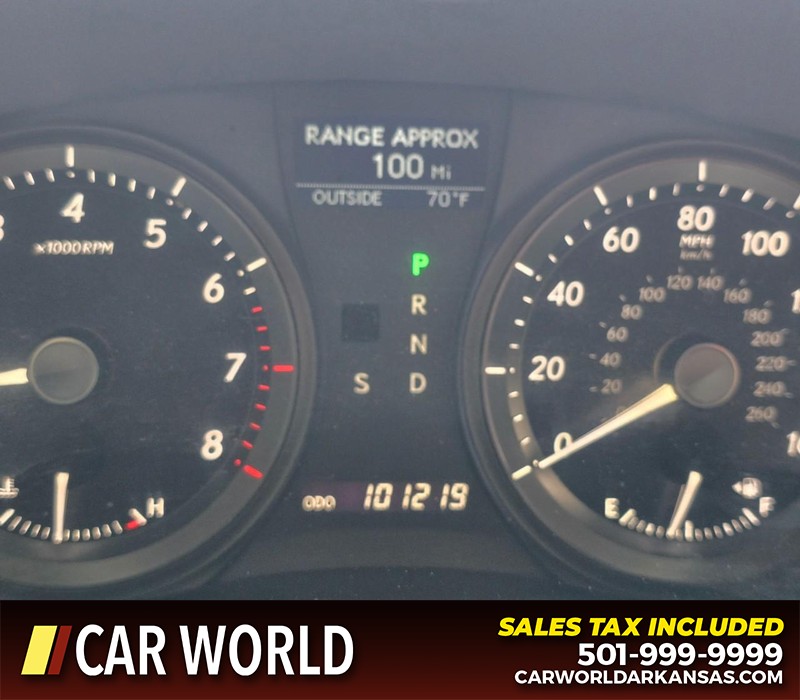 Lexus ES 350 Vehicle Full-screen Gallery Image 16