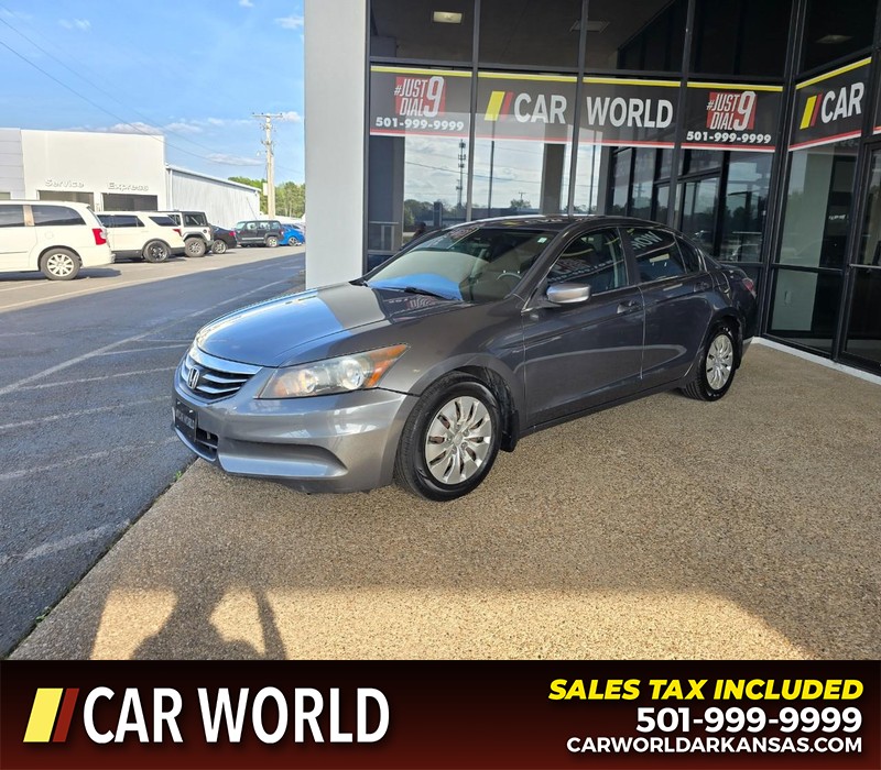 Honda Accord Sedan Vehicle Full-screen Gallery Image 3