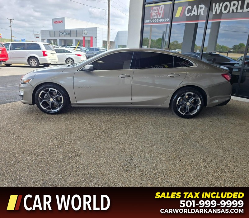 Chevrolet Malibu Vehicle Full-screen Gallery Image 4